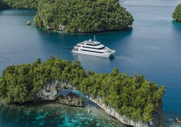 Four Seasons Explorer