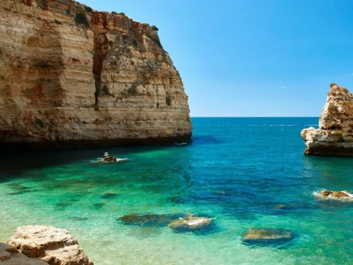 Discovering The Allure of Algarve Luxury Resorts and Experiences Await