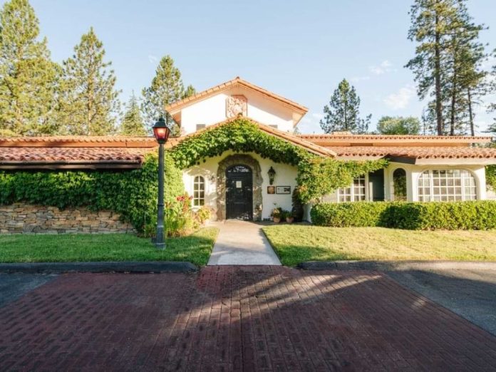 Elderberry House A Hidden Gem in The Yosemite Foothills