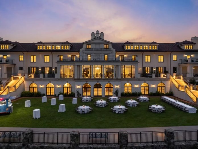 A Perfect Blend of Grandeur and Modern Comfort at Keswick Hall