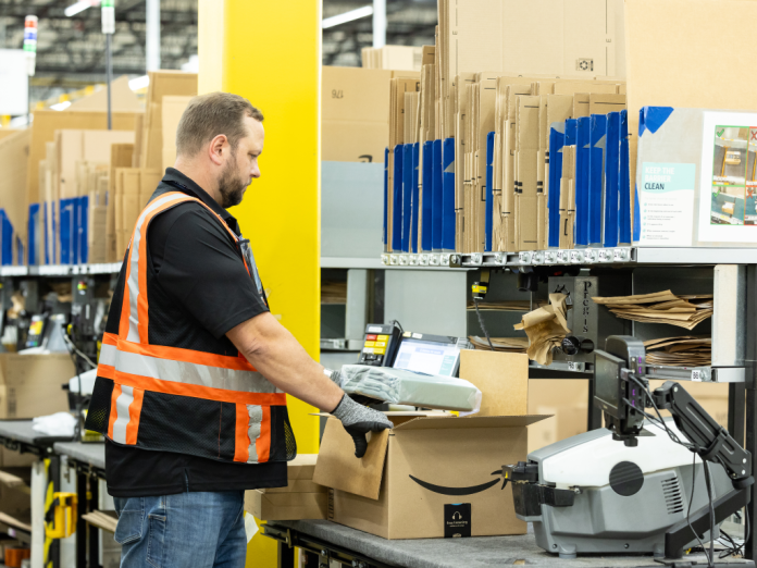 Amazon Steps Up on Sustainable Shipping